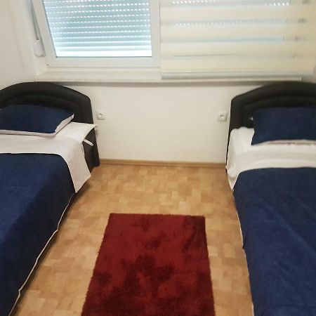 Apartment Centar Lux Banja Luka Bagian luar foto