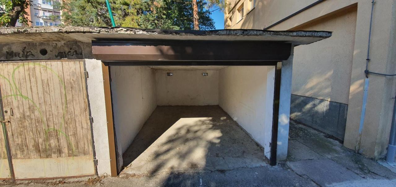 Apartment Centar Lux Banja Luka Bagian luar foto